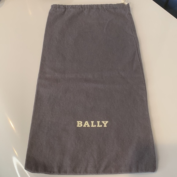 Bally, black leather cross strap sandals. - Picture 3 of 6